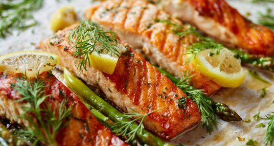 Baked,Salmon,Fillets,With,Aromatic,Herbs,And,Lemon,On,Baking